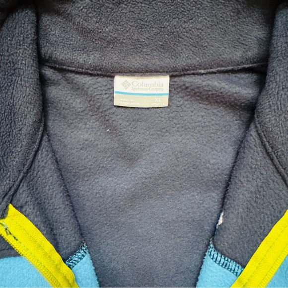 Columbia • Multicolor Full Zip Jacket - Picture 3 of 10